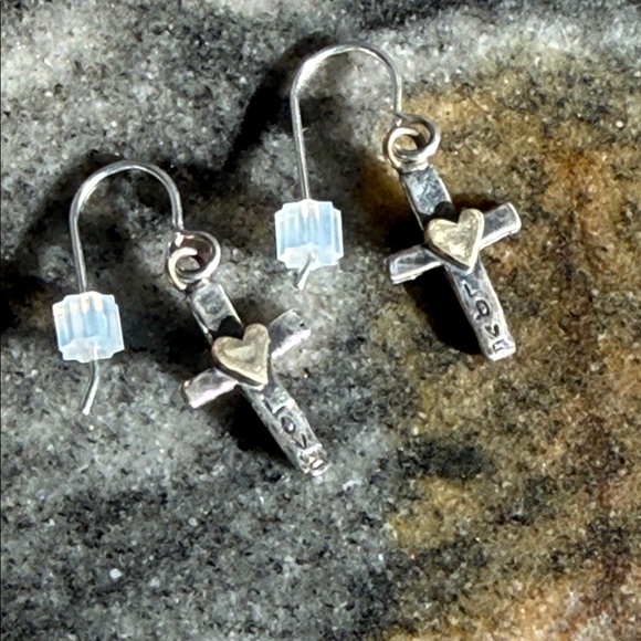 Jes MaHarry “Heart Of Faith” gold and engraved silver earrings. New with tags. - Picture 4 of 7